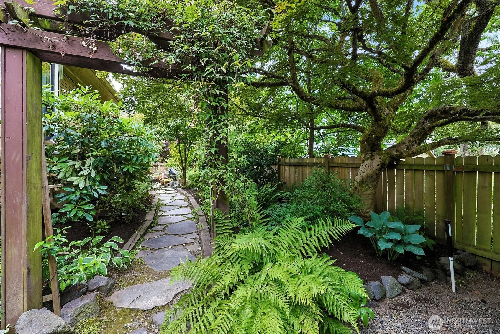3647 Renton Avenue South Seattle, WA 98108 - Photo 27 of 39