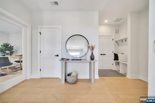 $8,195 | 15 Davis Drive, Englewood Cliffs, NJ 07632