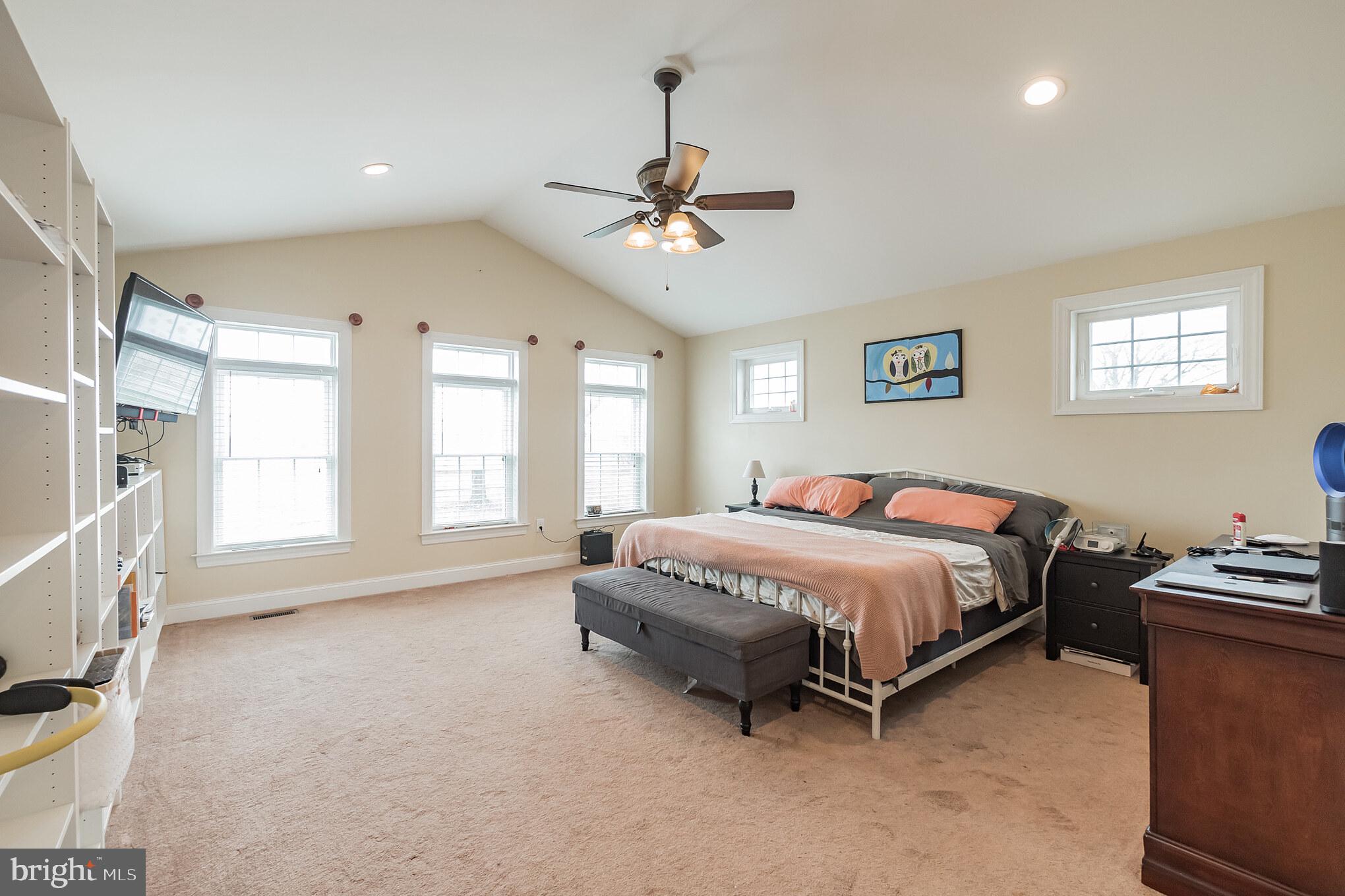 4605 Ridge Road Mount Airy, MD 21771 - Photo 15 of 35