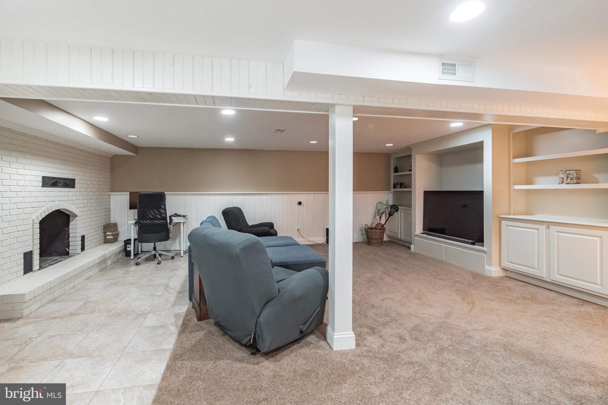 4605 Ridge Road Mount Airy, MD 21771 - Photo 24 of 35
