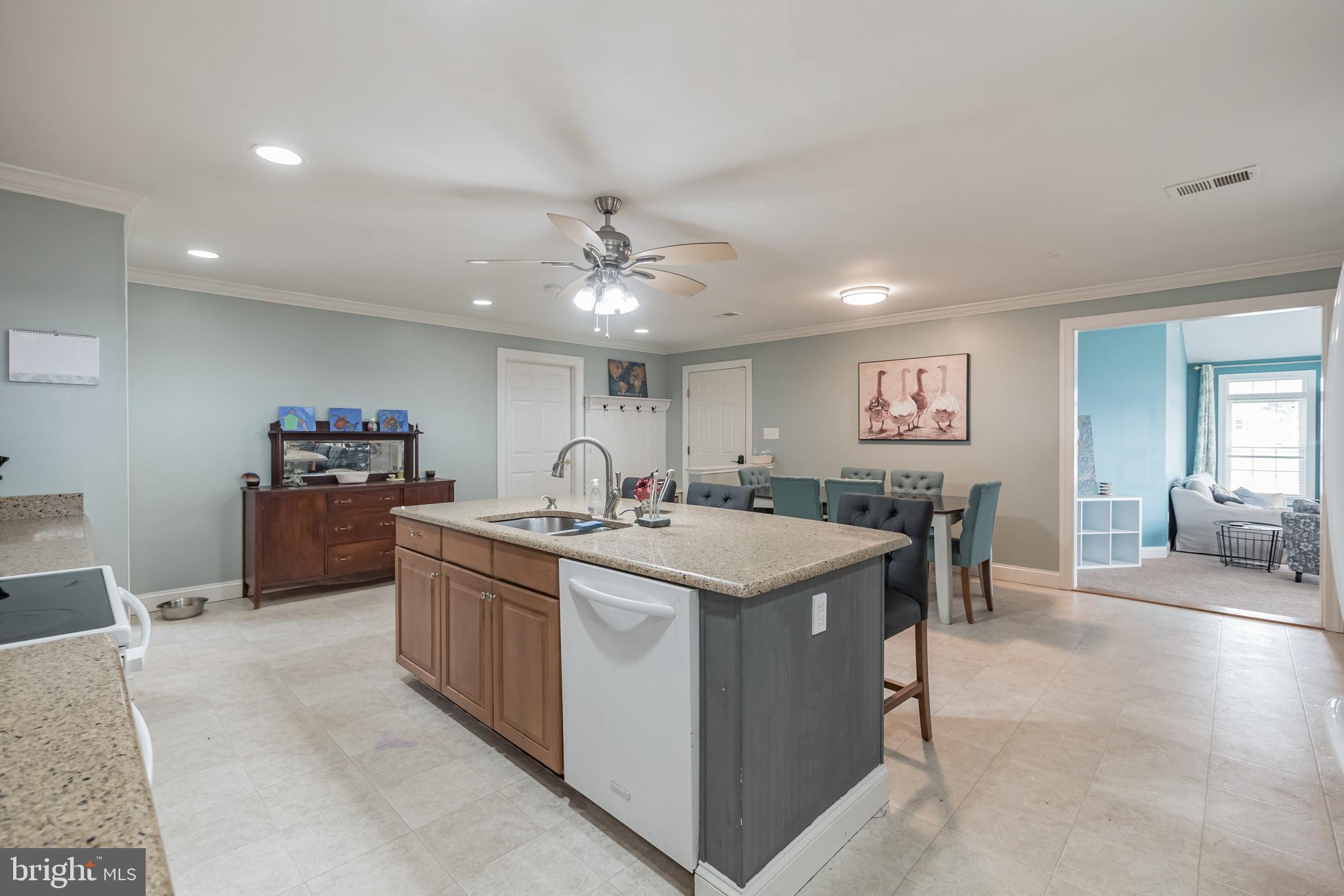 4605 Ridge Road Mount Airy, MD 21771 - Photo 7 of 35