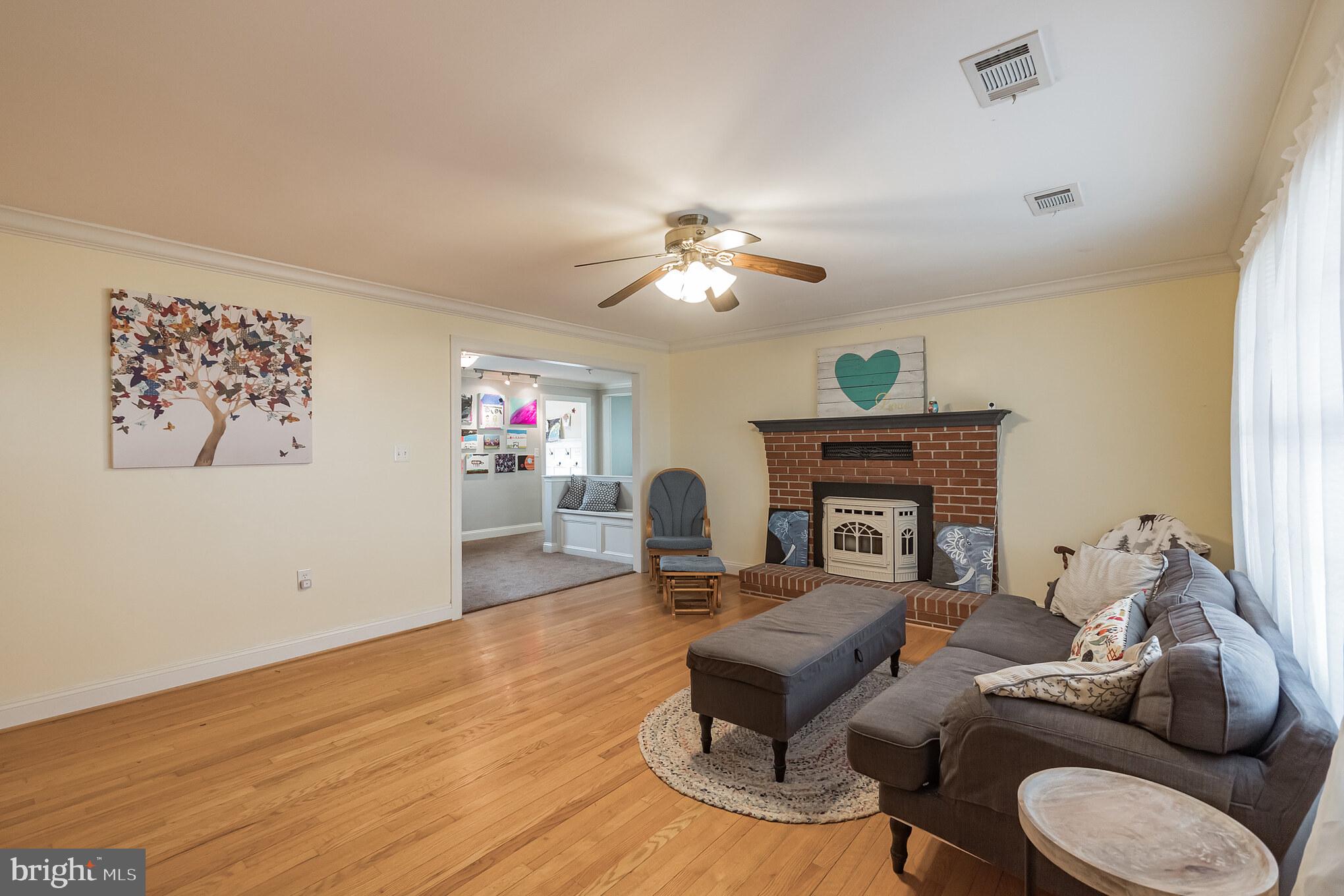 4605 Ridge Road Mount Airy, MD 21771 - Photo 9 of 35