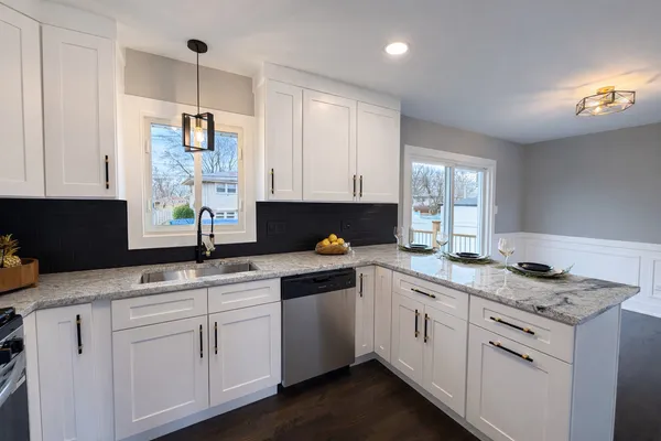 $475,000 | 16755 Oleander Avenue, Tinley Park, IL 60477