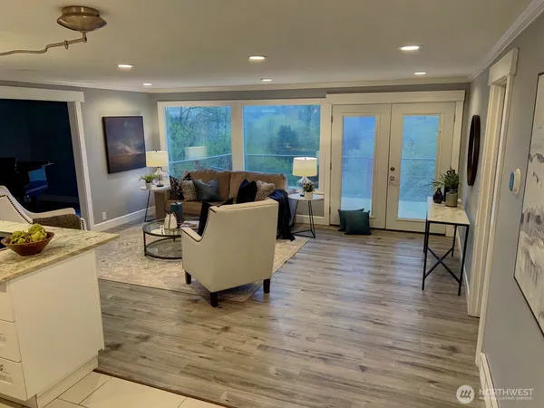 $749,950 | 21010 9th Avenue South, Des Moines, WA 98198