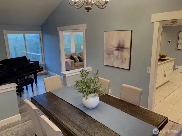 $749,950 | 21010 9th Avenue South, Des Moines, WA 98198
