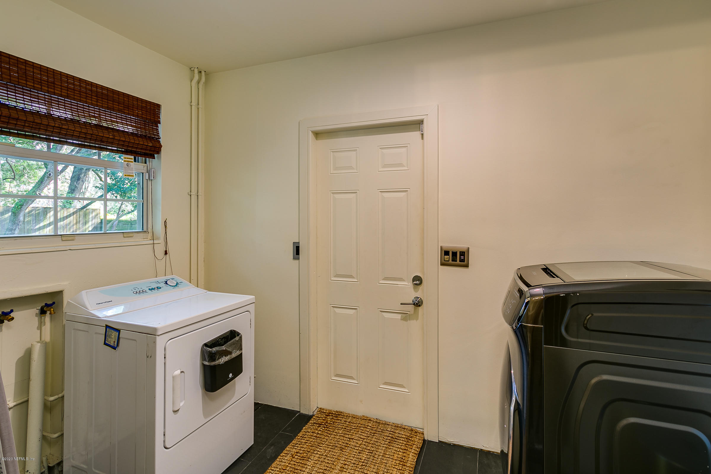 1225 Alderman Road East Jacksonville, FL 32211 - Photo 33 of 41 33-Laundry room