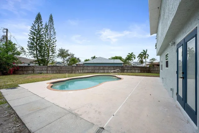 $399,000 | 1741 Southwest Brisbane Street, Port St. Lucie, FL 34984