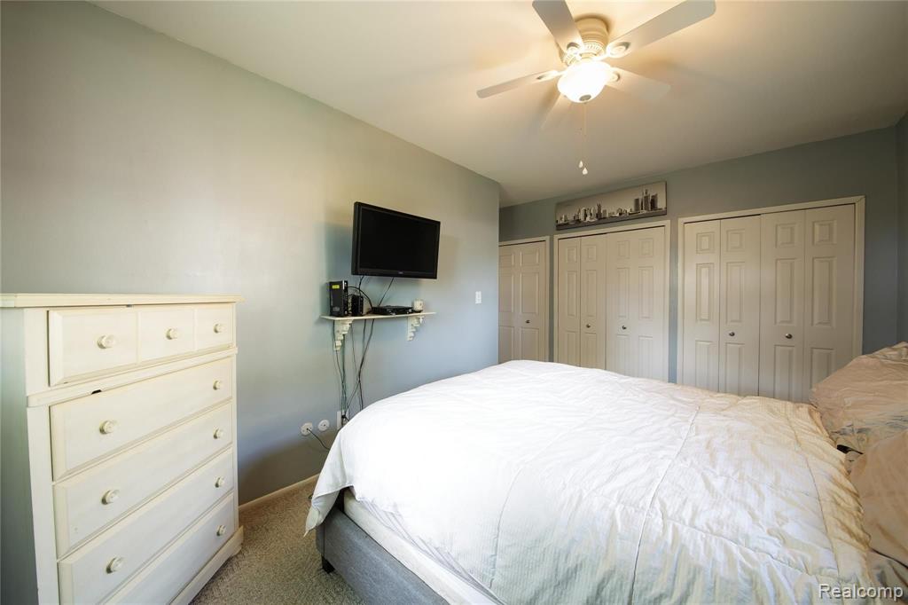 795 West Maple Road Clawson, MI 48017 - Photo 17 of 18