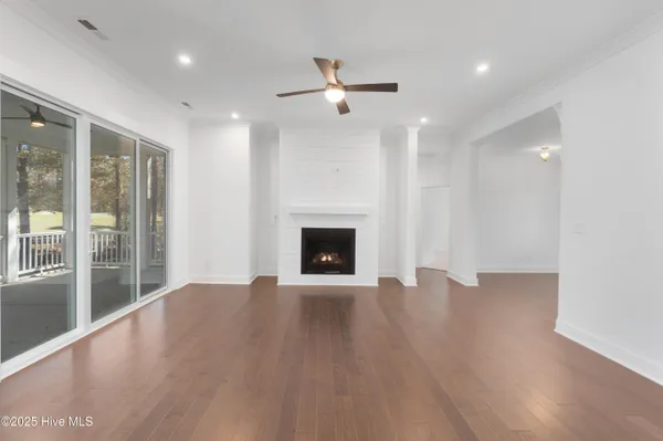 $499,900 | 172 Roanoke Drive, Hertford, NC 27944