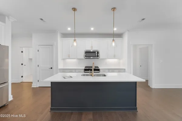 $499,900 | 172 Roanoke Drive, Hertford, NC 27944