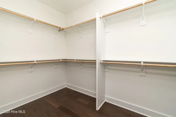 $499,900 | 172 Roanoke Drive, Hertford, NC 27944