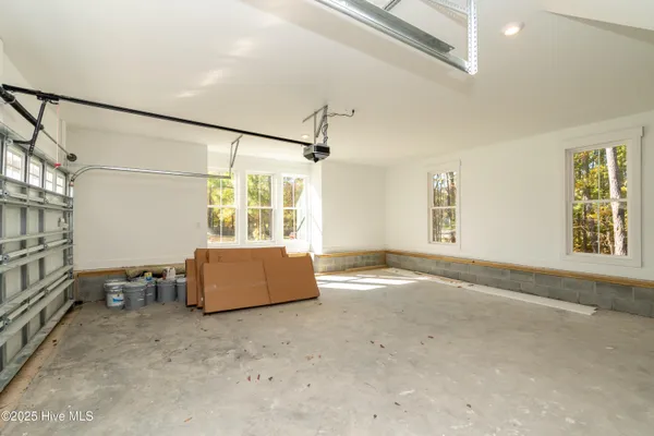 $499,900 | 172 Roanoke Drive, Hertford, NC 27944