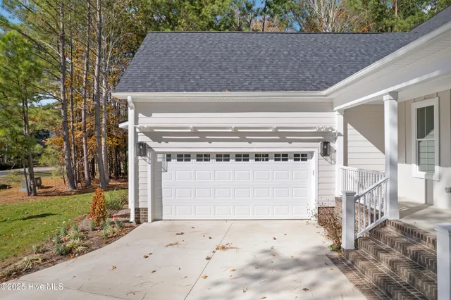 $499,900 | 172 Roanoke Drive, Hertford, NC 27944