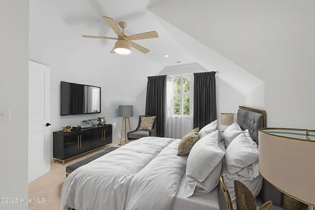 $499,900 | 172 Roanoke Drive, Hertford, NC 27944