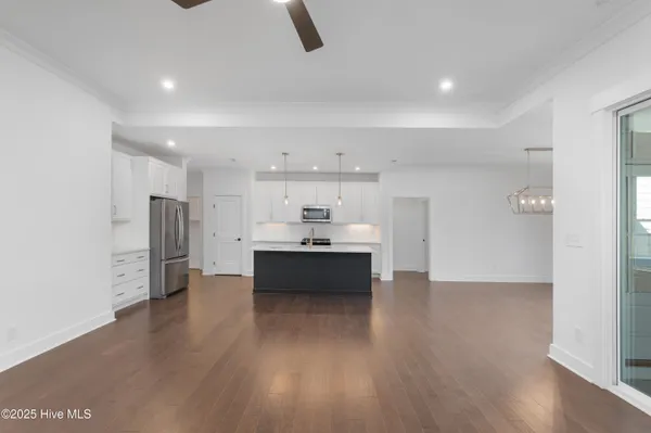 $499,900 | 172 Roanoke Drive, Hertford, NC 27944