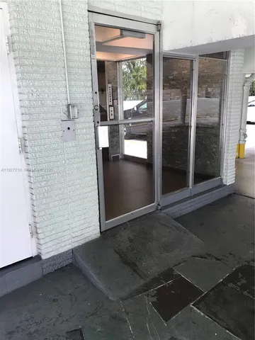 a view of outdoor space