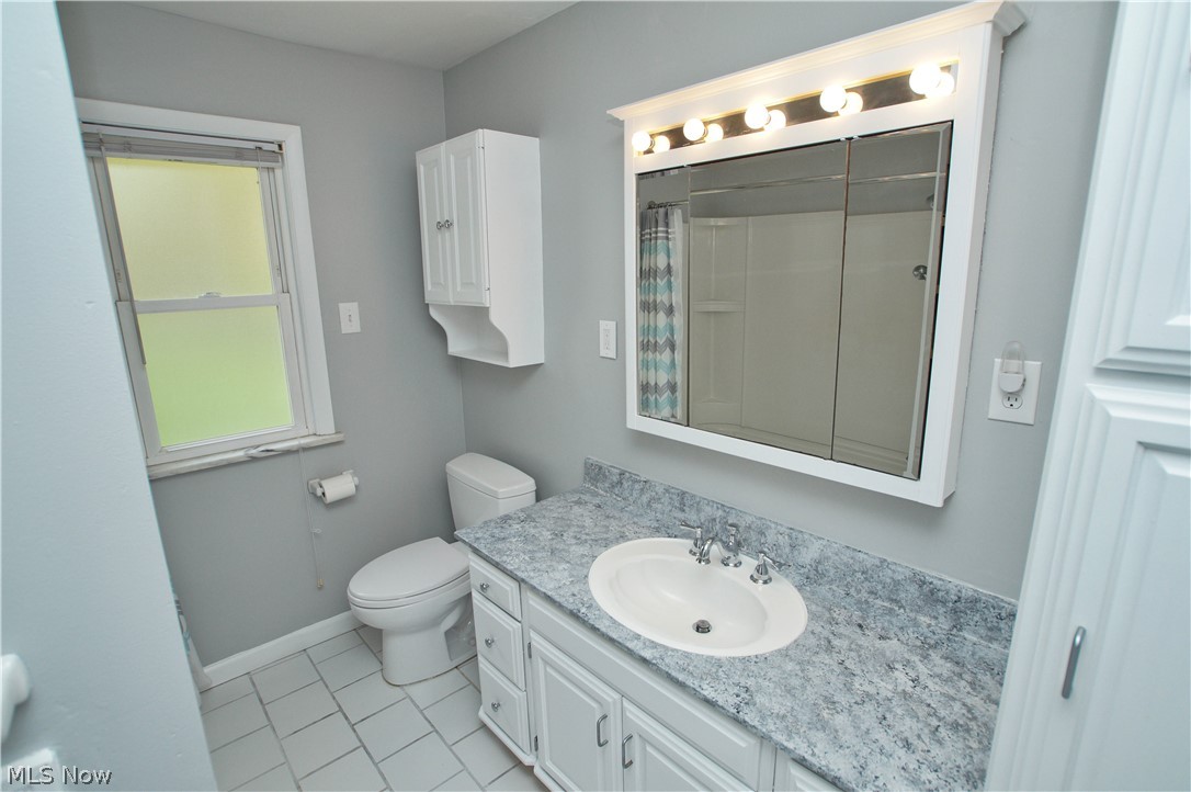 6793 Bonnieview Road Cleveland, OH 44143 - Photo 13 of 34 Gallery Image 13