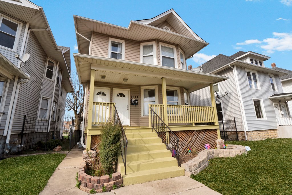 1611 St Charles Road Maywood, IL 60153 - Photo 2 of 27