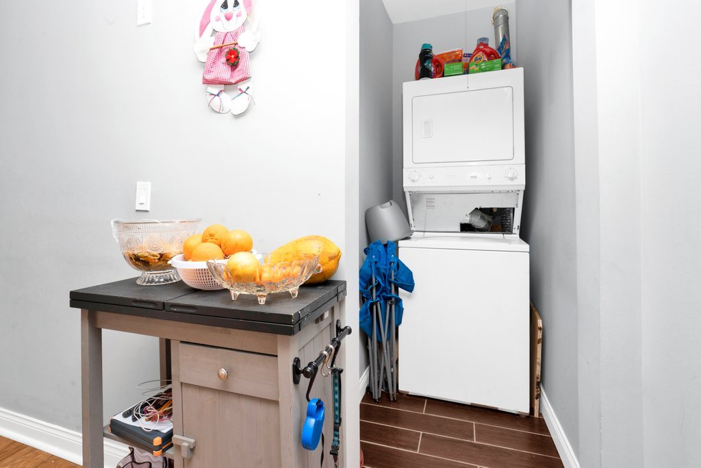 1611 St Charles Road Maywood, IL 60153 - Photo 10 of 27