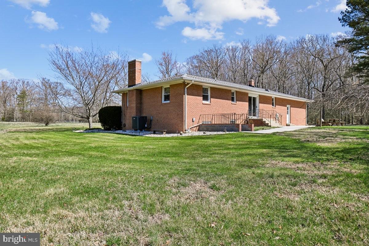 16601 Candy Hill Road Upper Marlboro, MD 20772 - Photo 41 of 55 Rear exterior showing full footprint