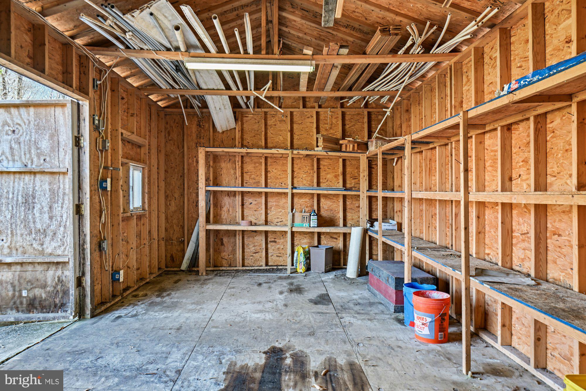 16601 Candy Hill Road Upper Marlboro, MD 20772 - Photo 45 of 55 a view of an empty room with a window
