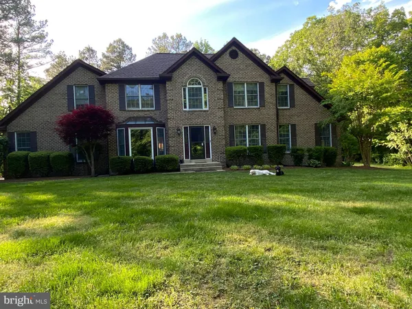 $875,000 | 13550 Forest Place, Hughesville, MD 20637