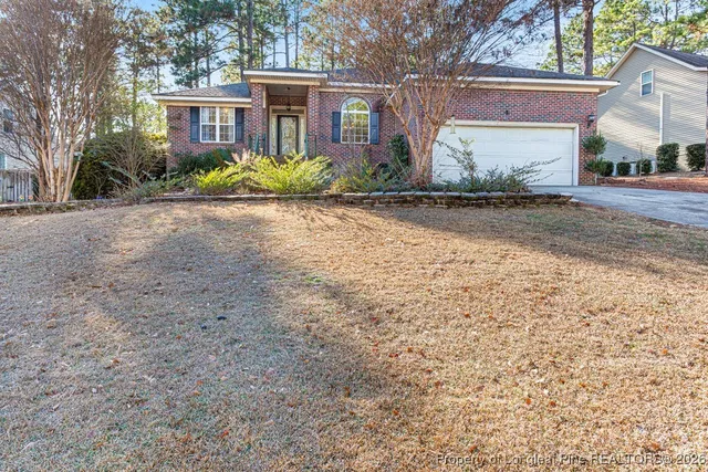 $420,000 | 230 Kingswood Circle, Pinehurst, NC 28374