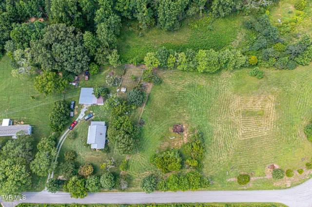 $185,000 | 835 West Bear Hollow Road, Rogersville, TN 37857