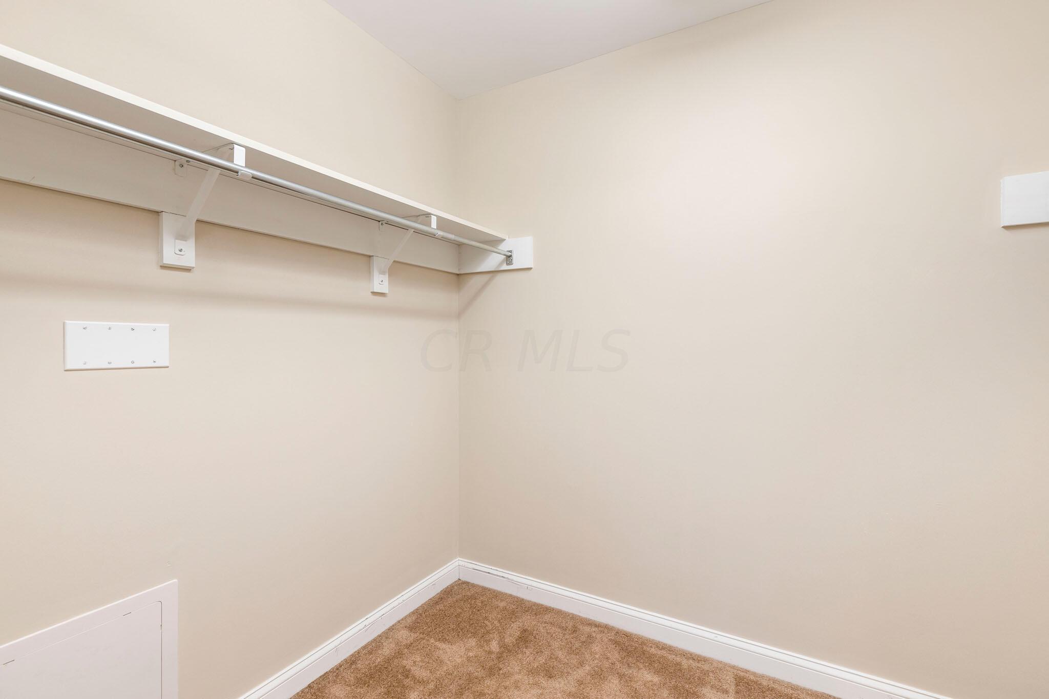 1746 Ridgecliff Road Columbus, OH 43221 - Photo 25 of 34 Walk In Closet
