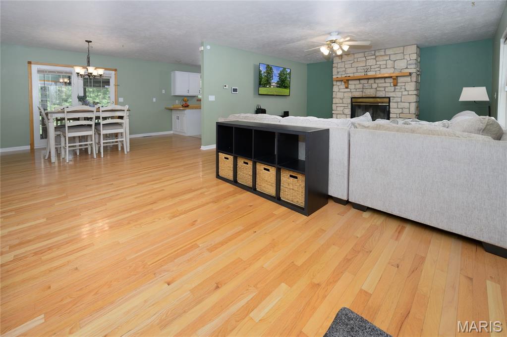 13974 Cherry Drive Plato, MO 65552 - Photo 11 of 78