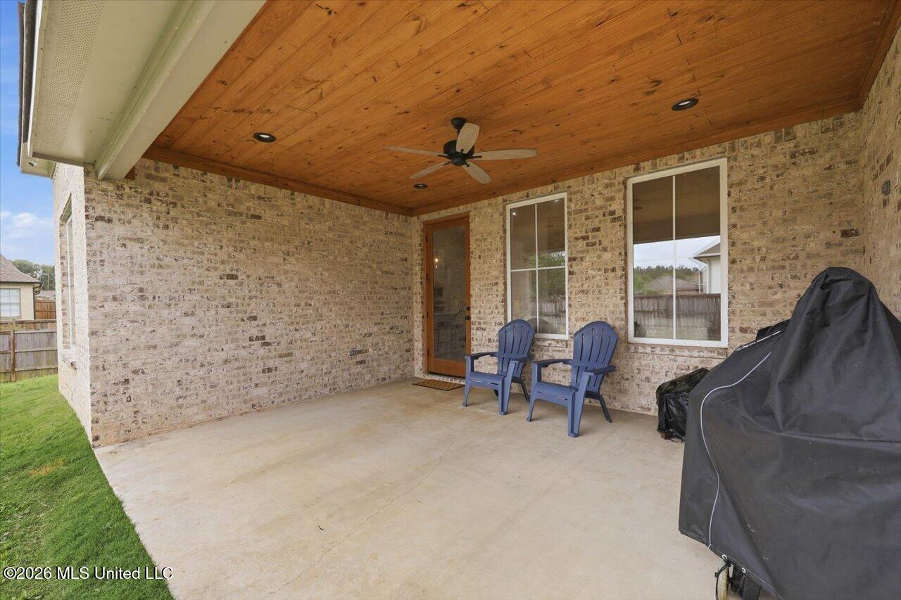 229 Reservoir Way Brandon, MS 39047 - Photo 34 of 47 35-229 Reservoir Way _ Hometoursms.com