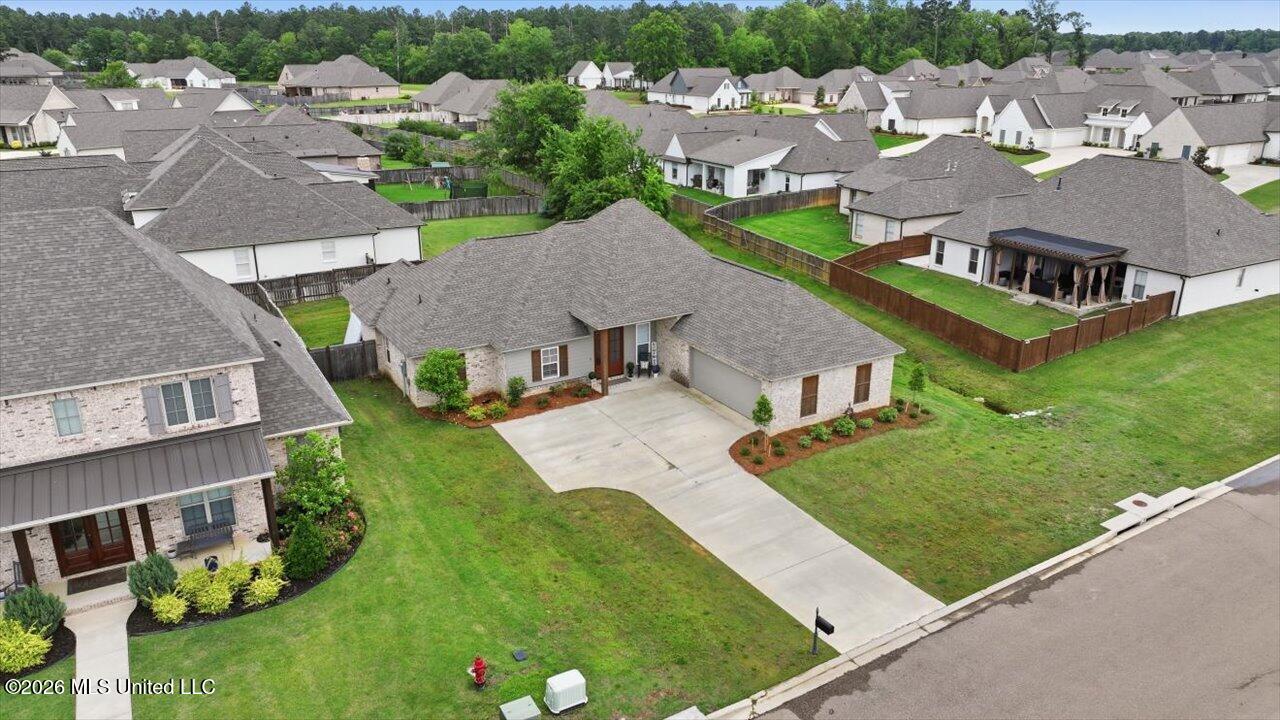 229 Reservoir Way Brandon, MS 39047 - Photo 38 of 47 42-229 Reservoir Way _ Hometoursms.com