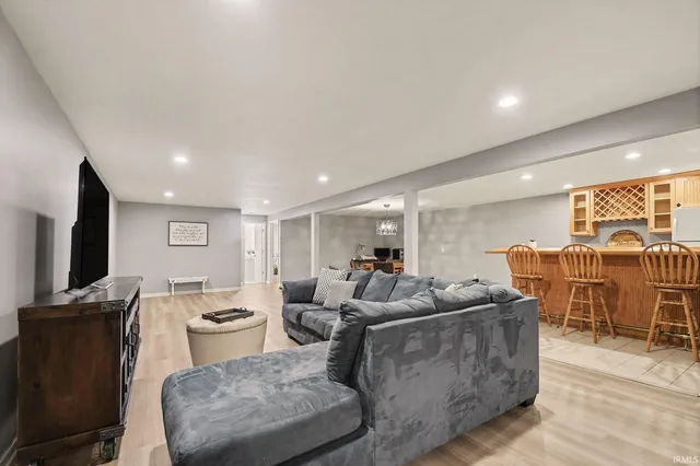 $518,000 | 21369 Sylvan Court, Bristol, IN 46507