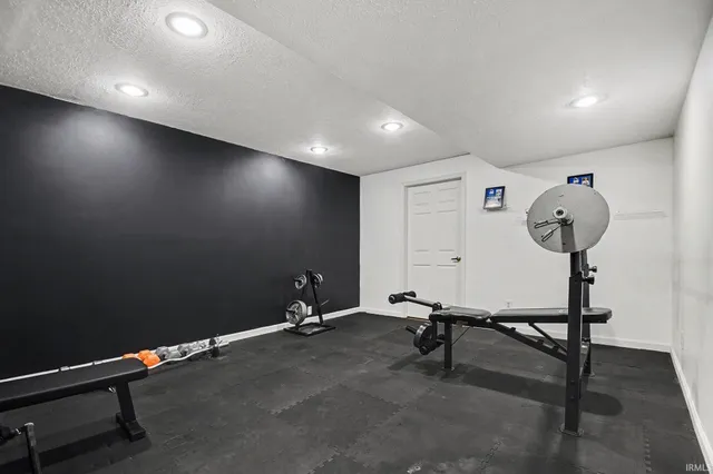 $518,000 | 21369 Sylvan Court, Bristol, IN 46507