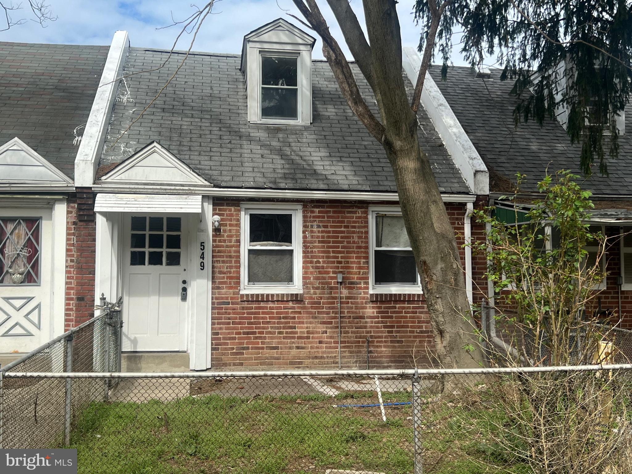 549 Wiltshire Road Upper Darby, PA 19082 - Photo 1 of 12