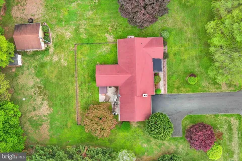 $675,000 | 1609 Fairmount Road, Hampstead, MD 21074