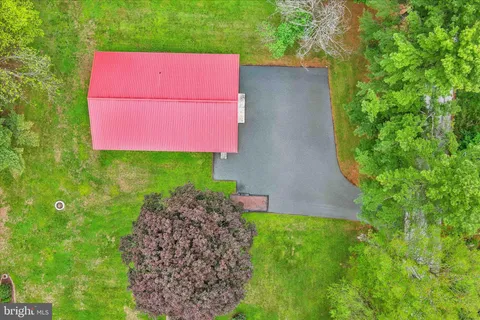 $675,000 | 1609 Fairmount Road, Hampstead, MD 21074