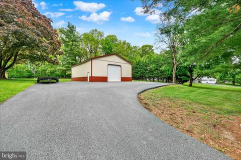 $675,000 | 1609 Fairmount Road, Hampstead, MD 21074