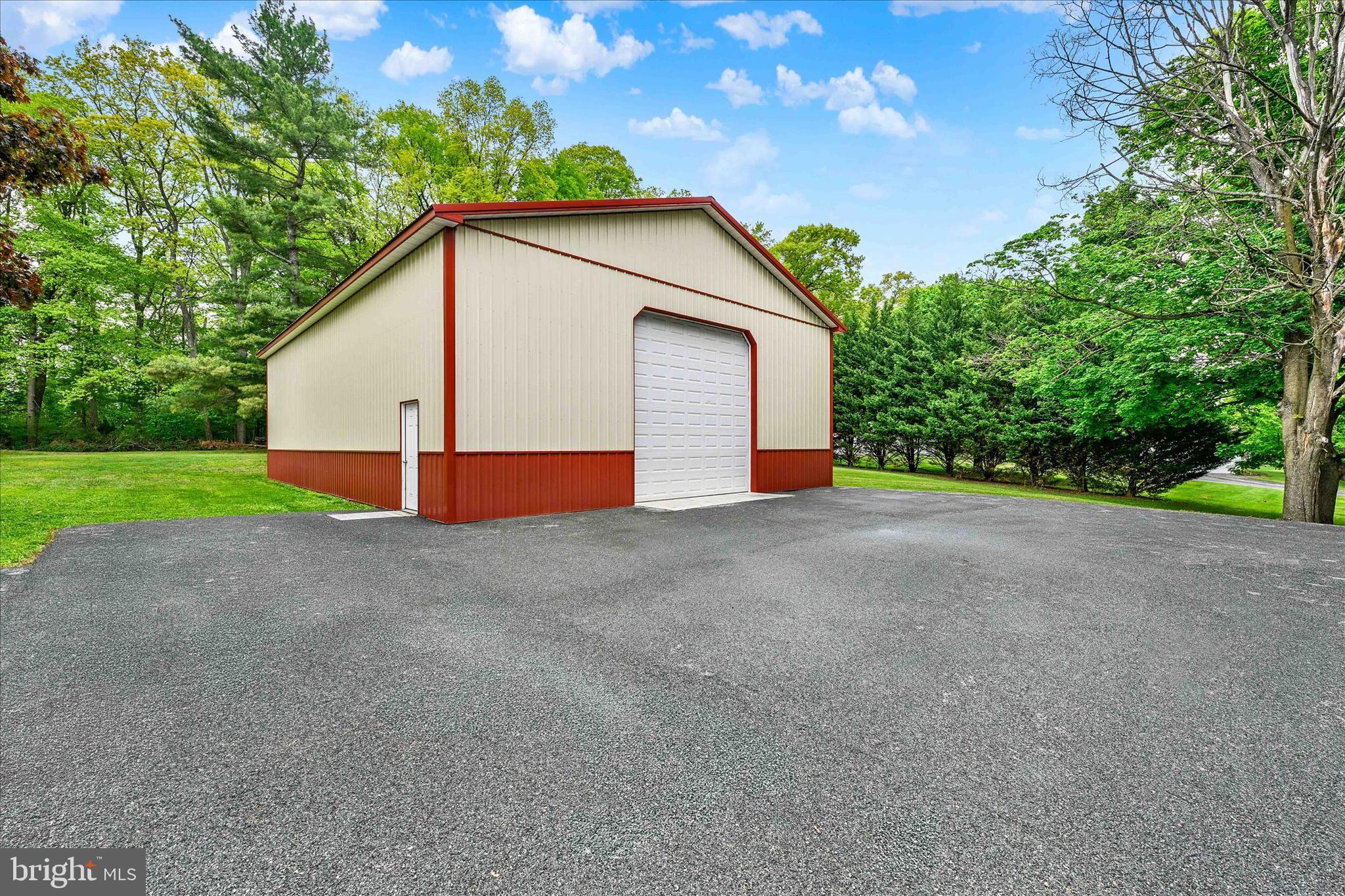 1609 Fairmount Road Hampstead, MD 21074 - Photo 5 of 44