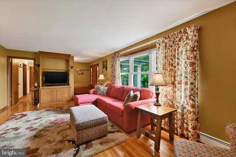 $675,000 | 1609 Fairmount Road, Hampstead, MD 21074
