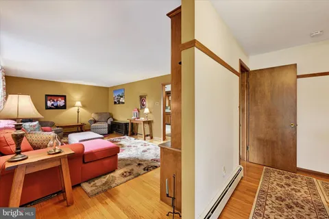 $675,000 | 1609 Fairmount Road, Hampstead, MD 21074