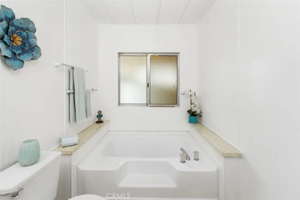 27701 Murrieta Road, Unit 73 Menifee, CA 92586 - Photo 6 of 26