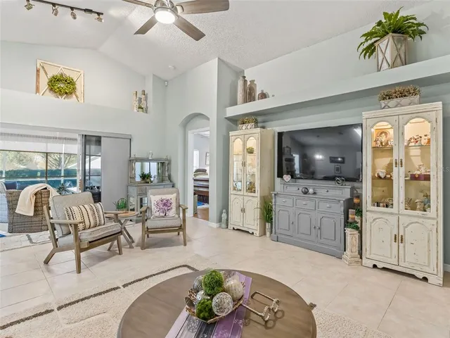 $299,900 | 3883 Eversholt Street, Clermont, FL 34711