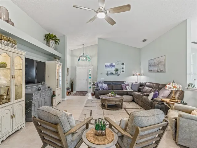 $299,900 | 3883 Eversholt Street, Clermont, FL 34711