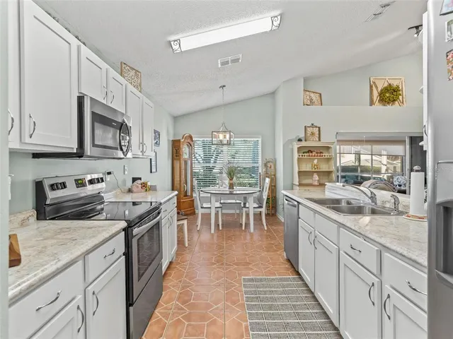 $299,900 | 3883 Eversholt Street, Clermont, FL 34711