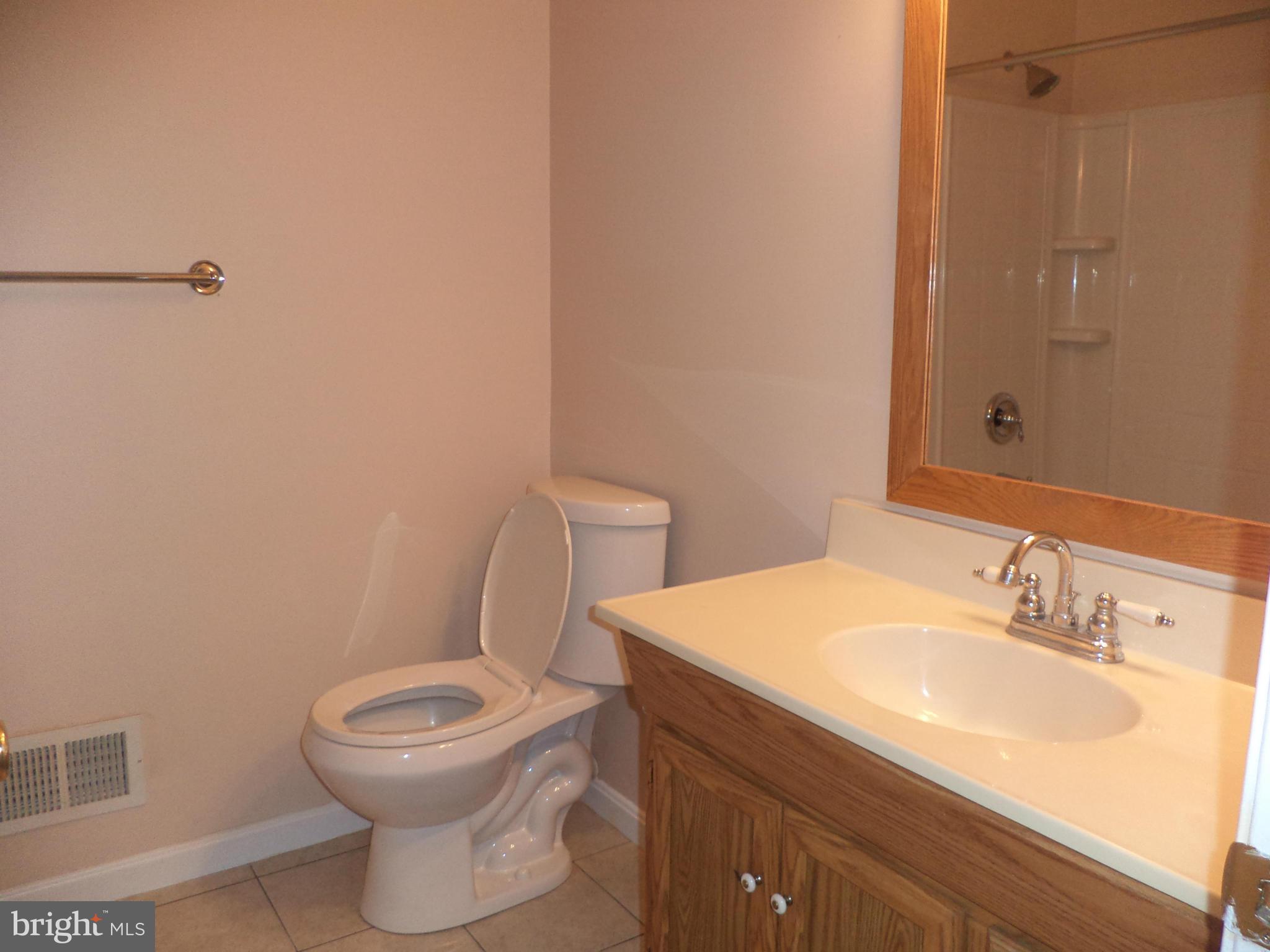 511 Clarks Run Road La Plata, MD 20646 - Photo 8 of 28 Bath
