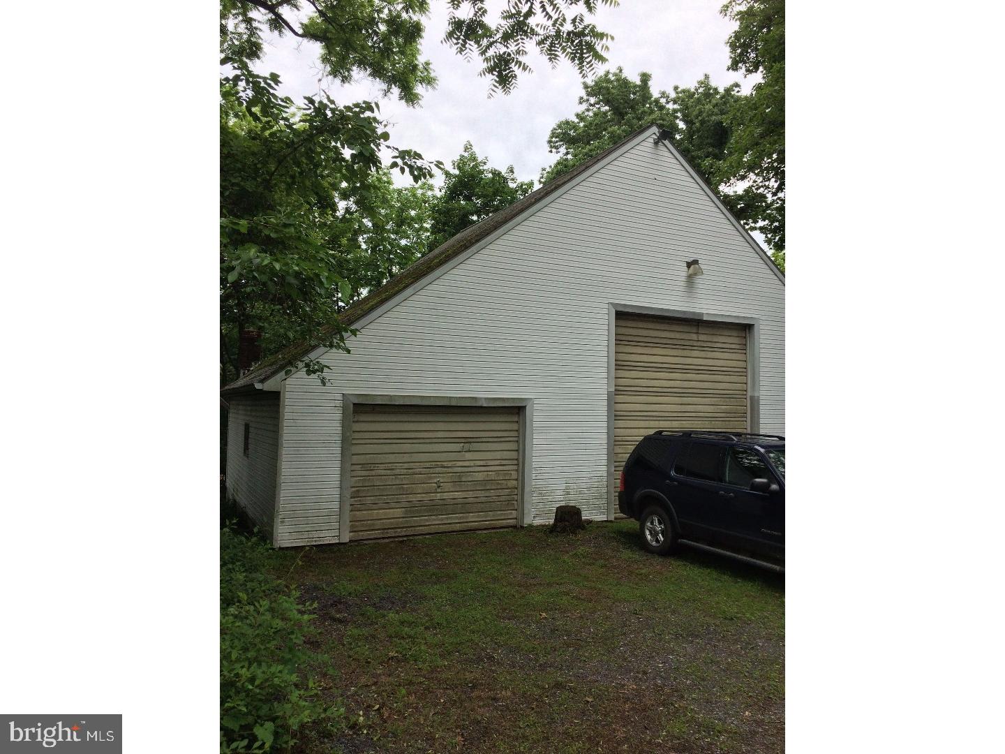 101 South Ridge Road Perkasie, PA 18944 - Photo 6 of 21 Garage