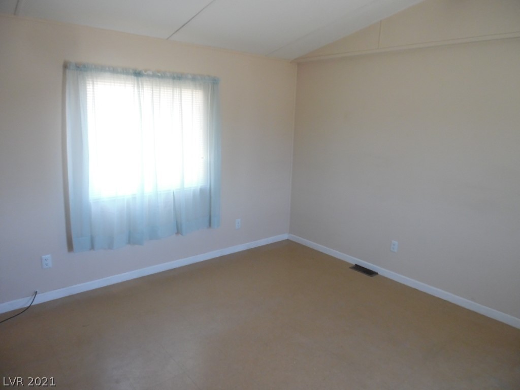 4360 Retread Road Pahrump, NV 89048 - Photo 5 of 19 Gallery Image 5