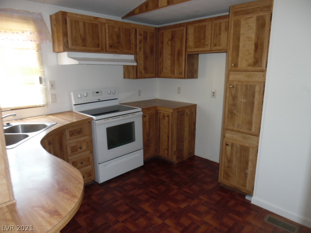 4360 Retread Road Pahrump, NV 89048 - Photo 7 of 19 Gallery Image 7