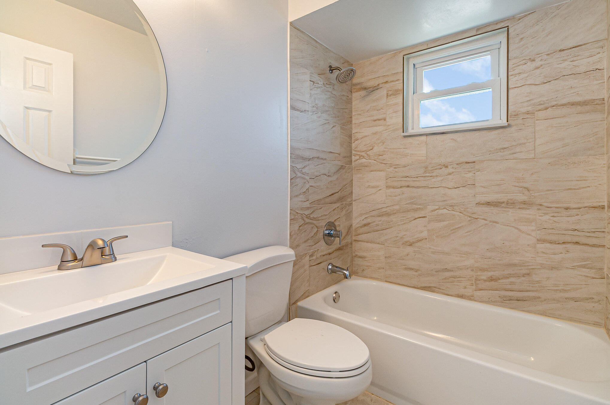 971 Gulfport Road Southeast Palm Bay, FL 32909 - Photo 13 of 23 019_i77a2174-edit